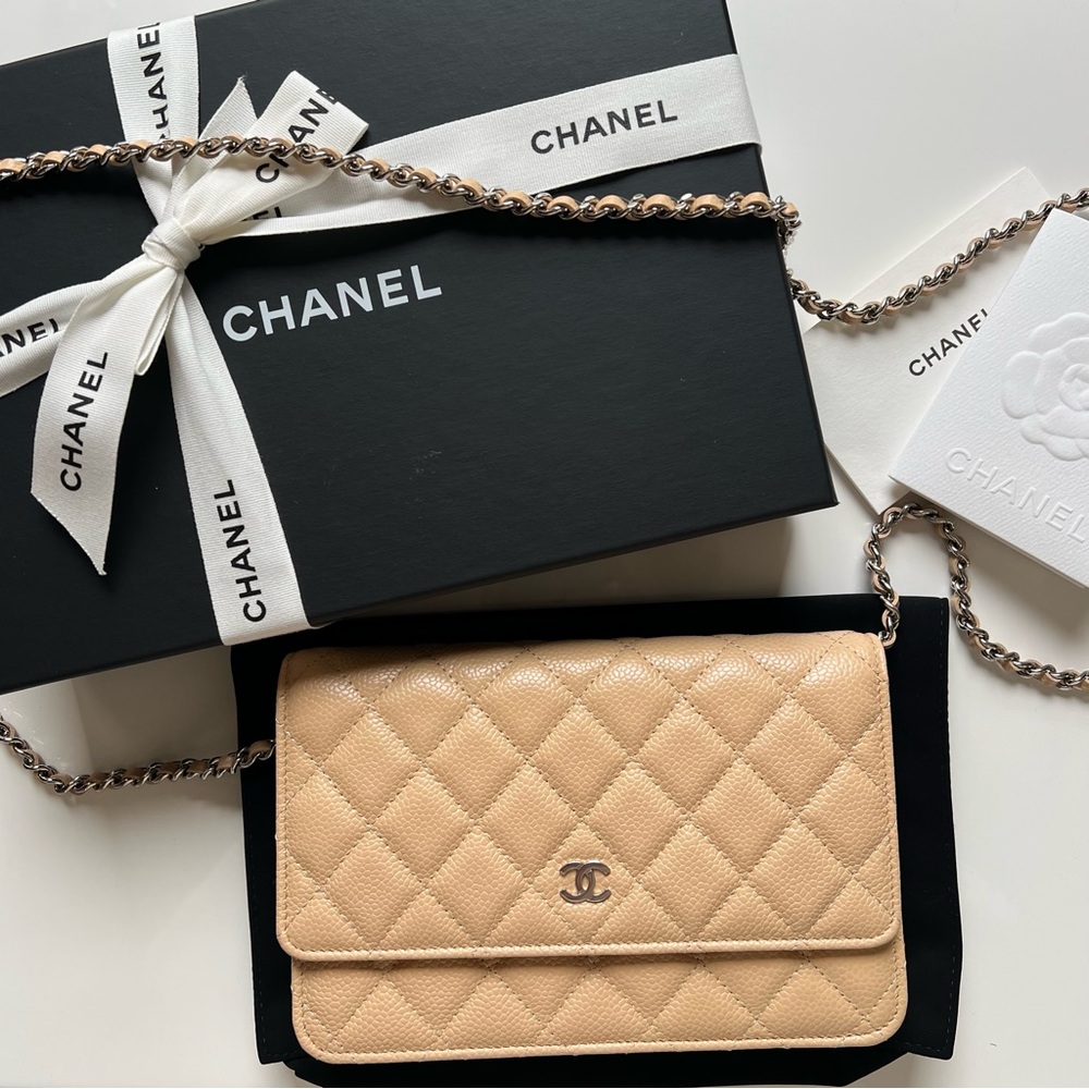 NWT Authentic Chanel Wallet on Chain (WOC) Purse in Beige Caviar